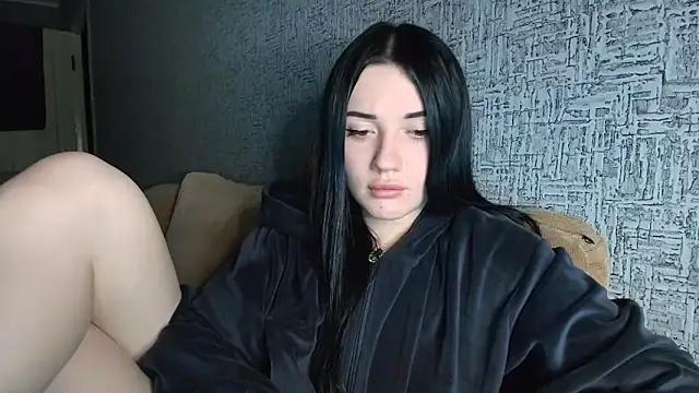 Liana diva online show from February 23, 2026, 4:40 pm