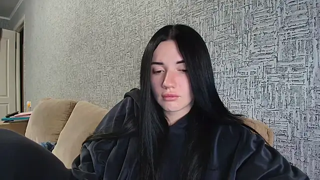 Liana diva online show from April 11, 2026, 6:33 pm