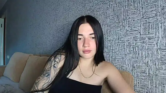 Snapshot of Liana_diva chatting on June 17, 2026, 4:50 pm Liana diva online show from June 17, 2026, 4:50 pm