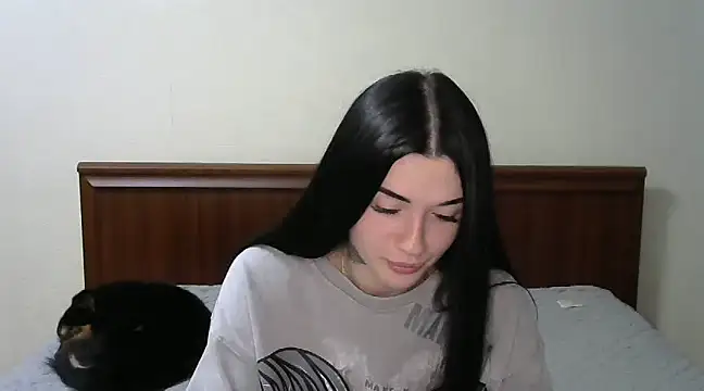 Snapshot of Liana_diva chatting on February 28, 2025, 7:46 pm Liana diva online show from February 28, 2025, 7:46 pm