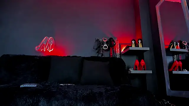 Snapshot of DelaneyStone chatting on January 12, 2026, 8:36 pm DelaneyStone online show from January 12, 2026, 8:36 pm