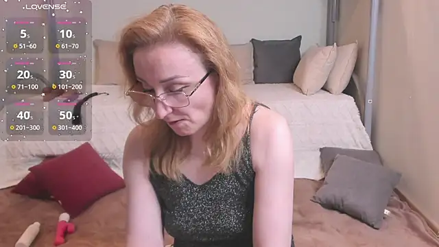 Snapshot of MadissonKiss chatting on April 23, 2026, 1:57 pm MadissonKiss online show from April 23, 2026, 1:57 pm
