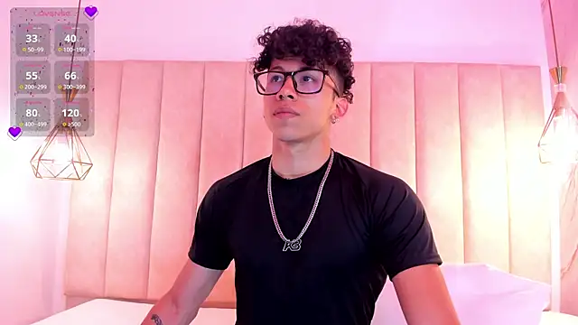 AkazaBoy  online show from September 9, 2025, 8:29 pm