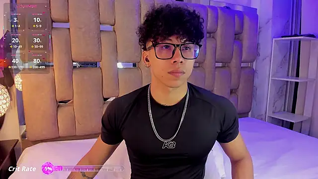 AkazaBoy  online show from October 30, 2025, 4:22 am