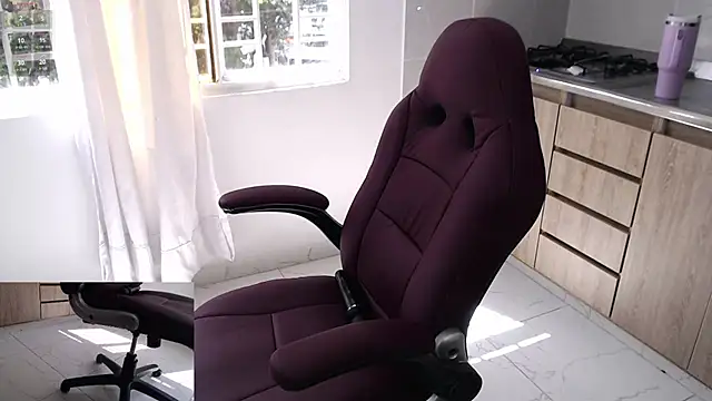 Snapshot of Serenay_ chatting on December 14, 2024, 5:03 pm Serenay  online show from December 14, 2024, 5:03 pm