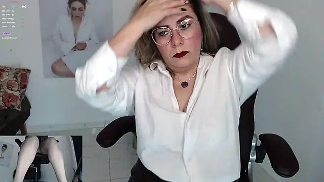 Snapshot of Serenay_ chatting on January 20, 2025, 9:22 pm Serenay  online show from January 20, 2025, 9:22 pm