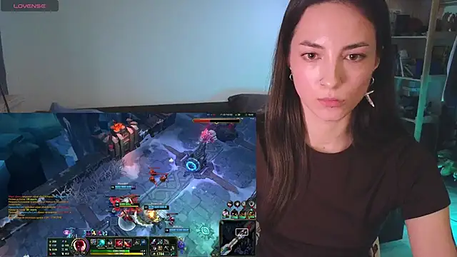 Snapshot of Space_X_Roxy_ chatting on March 3, 2025, 8:11 pm Space X Roxy online show from March 3, 2025, 8:11 pm