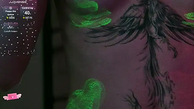 Snapshot of CassieFox_ chatting on February 25, 2025, 7:49 pm CassieFox online show from February 25, 2025, 7:49 pm