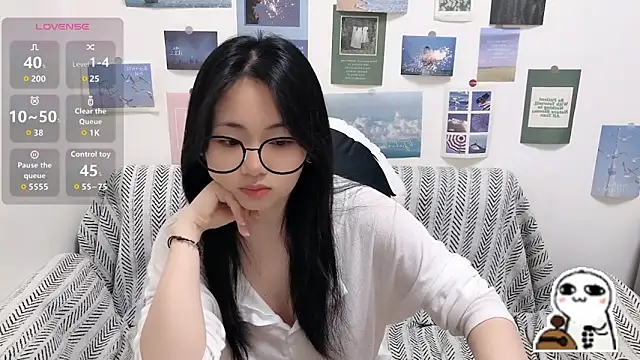 Snapshot of LiLiYbaby chatting on April 16, 2026, 6:47 am LiLiYbaby online show from April 16, 2026, 6:47 am