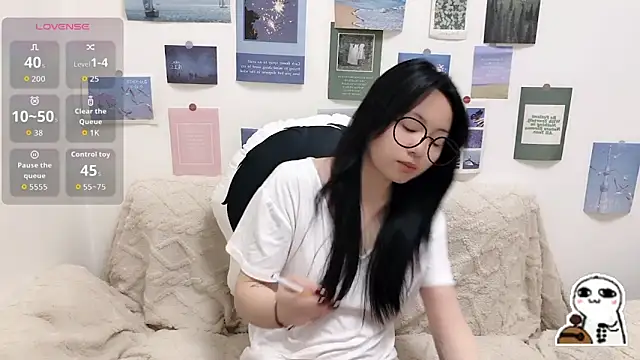 Snapshot of LiLiYbaby chatting on February 5, 2026, 6:31 am LiLiYbaby online show from February 5, 2026, 6:31 am