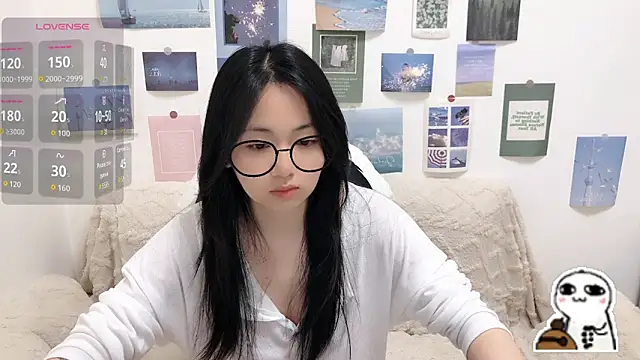 Snapshot of LiLiYbaby chatting on March 17, 2026, 6:38 am LiLiYbaby online show from March 17, 2026, 6:38 am