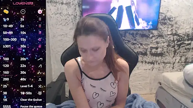 PamelaYoun online show from November 6, 2025, 3:16 pm