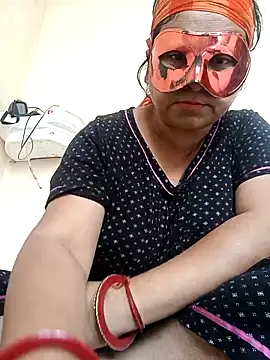 Punjabi beauty123 online show from May 2, 2026, 4:07 am