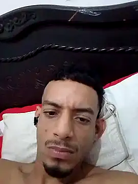 alvaroenriqe23 online show from October 21, 2025, 5:45 pm