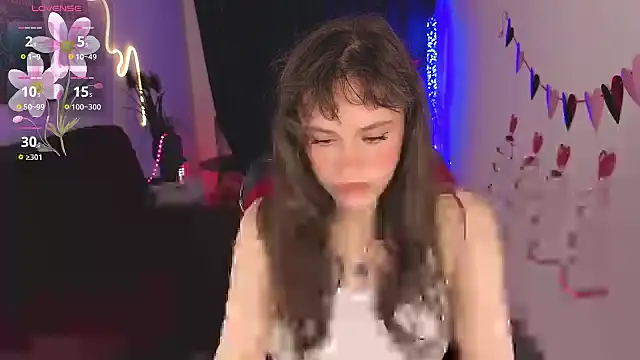 Emillias online show from April 6, 2026, 1:12 pm