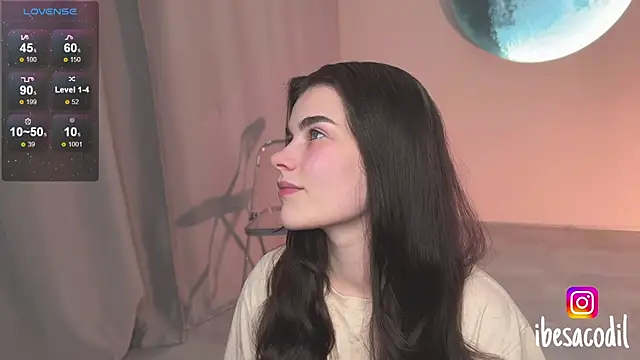 Snapshot of adriana_allien chatting on July 20, 2026, 11:18 pm adriana allien online show from July 20, 2026, 11:18 pm