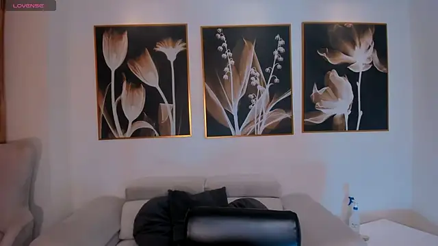 TaraLawrence online show from February 5, 2026, 3:35 am