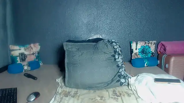 BustyWendyXXX47 online show from March 22, 2026, 6:04 am