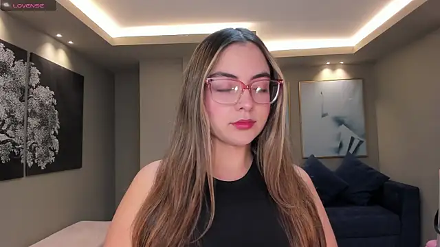 Snapshot of AllisonRogersX chatting on May 24, 2026, 11:21 am AllisonRogersX online show from May 24, 2026, 11:21 am