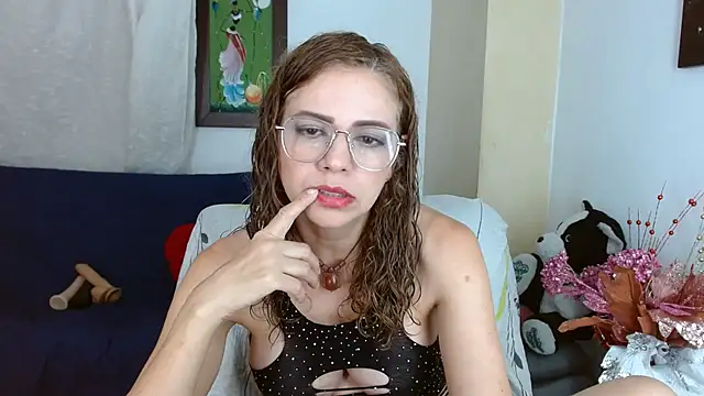 Snapshot of _melisaa_ chatting on March 15, 2025, 7:16 pm  melisaa  online show from March 15, 2025, 7:16 pm