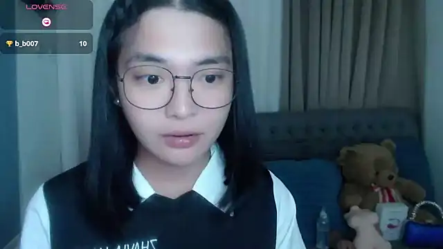 zhaviahale21 online show from July 14, 2026, 12:54 am
