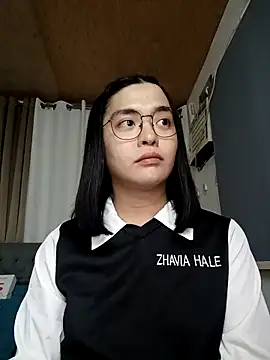 zhaviahale21 online show from March 17, 2026, 7:39 pm