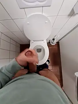 Snapshot of Cem-aus-Nrw-Krefeld chatting on January 14, 2025, 8:31 am Cem-aus-Nrw-Krefeld online show from January 14, 2025, 8:31 am