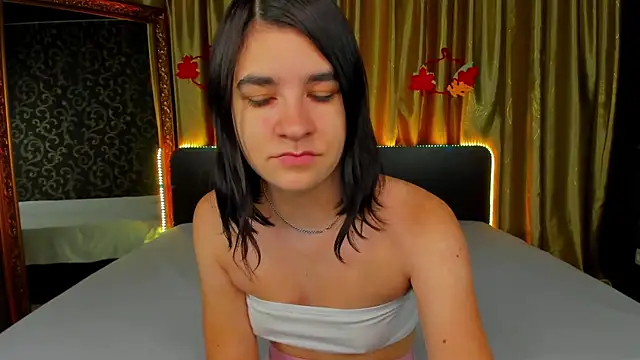  Polly Love  online show from November 13, 2025, 7:01 am