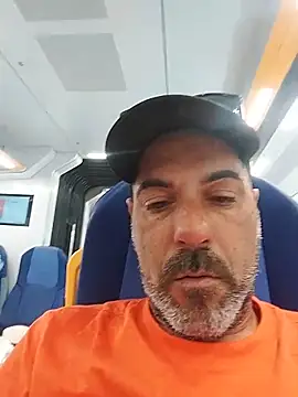 Snapshot of affascino chatting on June 20, 2026, 5:01 am affascino online show from June 20, 2026, 5:01 am