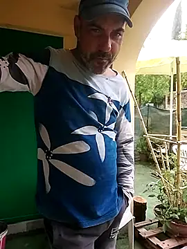 Snapshot of affascino chatting on May 9, 2026, 1:25 pm affascino online show from May 9, 2026, 1:25 pm