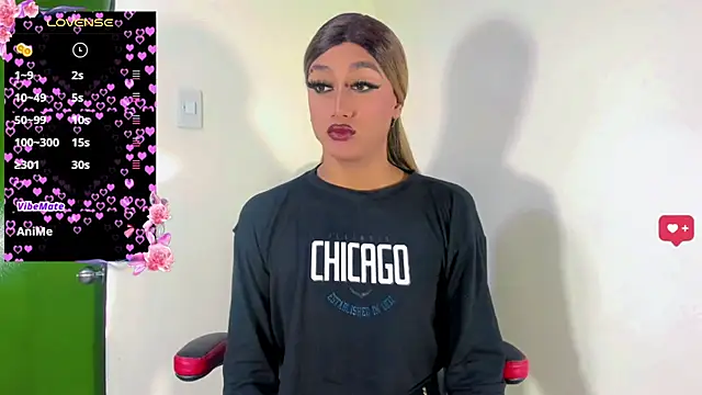 Snapshot of Sabrina_gil_ chatting on December 26, 2024, 7:38 pm Sabrina gil online show from December 26, 2024, 7:38 pm