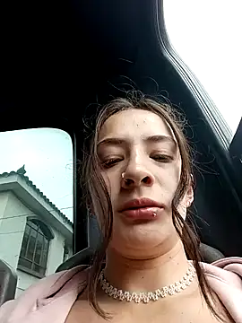 Snapshot of SAMANTHA-16_ chatting on February 4, 2025, 5:01 pm SAMANTHA-16 online show from February 4, 2025, 5:01 pm