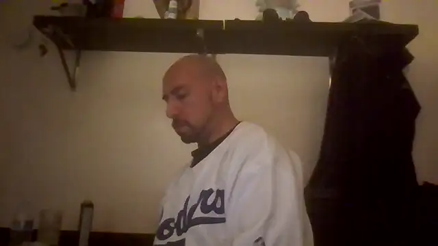 nakedtony81 online show from March 24, 2026, 7:19 am