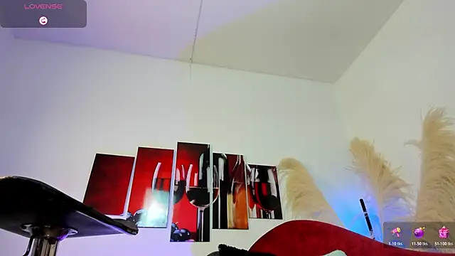 Snapshot of emma_sexxy chatting on November 10, 2025, 12:10 pm emma sexxy online show from November 10, 2025, 12:10 pm