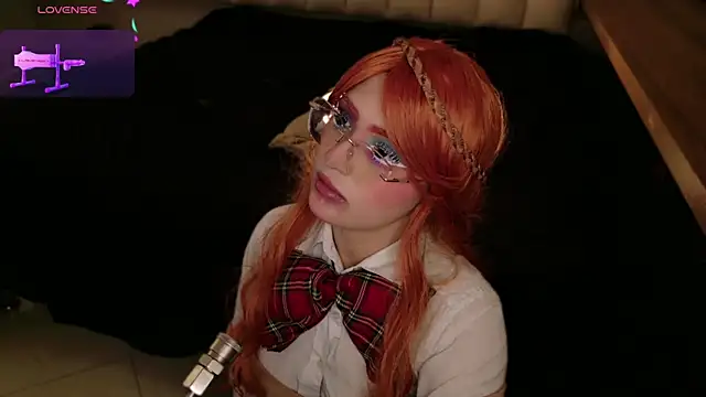 Snapshot of Megan_mooree_ chatting on October 24, 2025, 1:32 pm Megan mooree online show from October 24, 2025, 1:32 pm