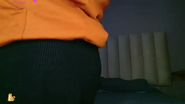 Snapshot of Megan_mooree_ chatting on November 5, 2025, 12:19 pm Megan mooree online show from November 5, 2025, 12:19 pm