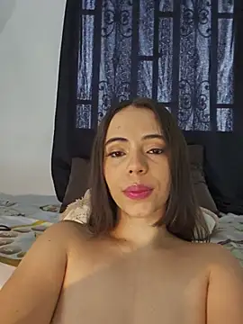 Snapshot of Antonella2_m chatting on June 25, 2026, 2:00 pm Antonella2 m online show from June 25, 2026, 2:00 pm