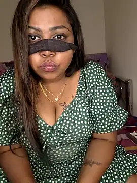 Snapshot of IndieSM chatting on February 23, 2025, 6:01 pm IndieSM online show from February 23, 2025, 6:01 pm