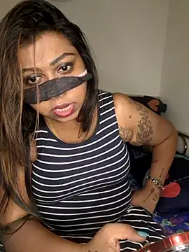 Snapshot of IndieSM chatting on March 7, 2025, 7:27 pm IndieSM online show from March 7, 2025, 7:27 pm