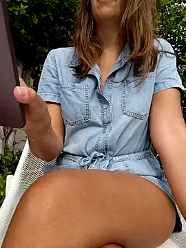 Alexvit2616 online show from September 28, 2025, 2:24 pm