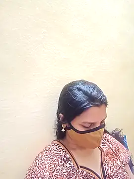 Snapshot of yourtamilcouple chatting on March 8, 2025, 5:54 pm yourtamilcouple online show from March 8, 2025, 5:54 pm