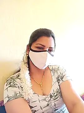 Snapshot of yourtamilcouple chatting on March 15, 2025, 6:36 am yourtamilcouple online show from March 15, 2025, 6:36 am