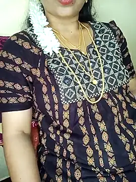 Snapshot of yourtamilcouple chatting on October 24, 2025, 11:31 am yourtamilcouple online show from October 24, 2025, 11:31 am