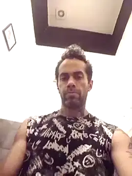 Snapshot of 1Amarguetix chatting on December 18, 2024, 11:24 am 1Amarguetix online show from December 18, 2024, 11:24 am