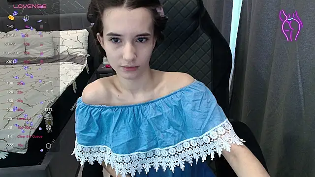 Alice Weiss online show from February 15, 2026, 6:36 am