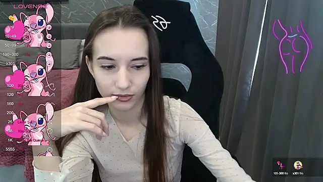 Alice Weiss online show from October 14, 2025, 8:04 am