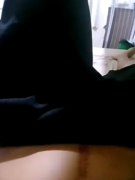 Snapshot of jnsubimisso chatting on February 3, 2025, 5:24 pm jnsubimisso online show from February 3, 2025, 5:24 pm