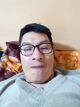 Snapshot of gioarcangel chatting on February 18, 2025, 3:53 am gioarcangel online show from February 18, 2025, 3:53 am