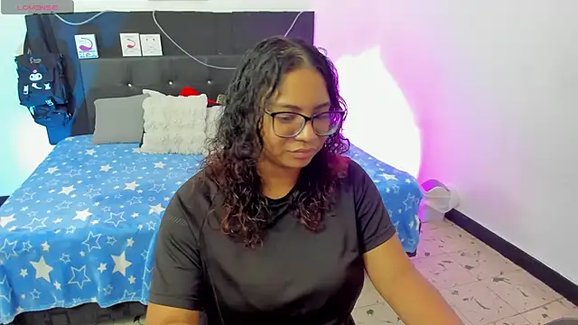 Snapshot of im_angels77 chatting on March 1, 2025, 2:04 am im angels77 online show from March 1, 2025, 2:04 am