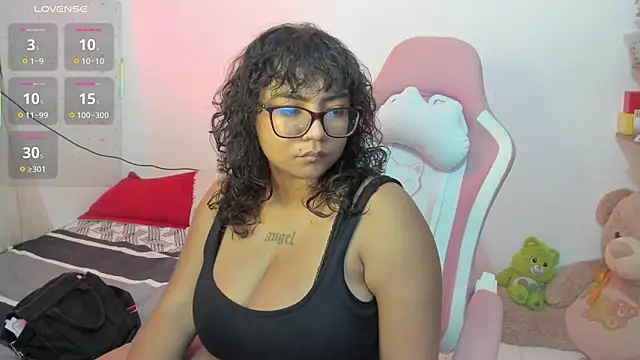 Snapshot of im_angels77 chatting on September 30, 2025, 3:34 am im angels77 online show from September 30, 2025, 3:34 am